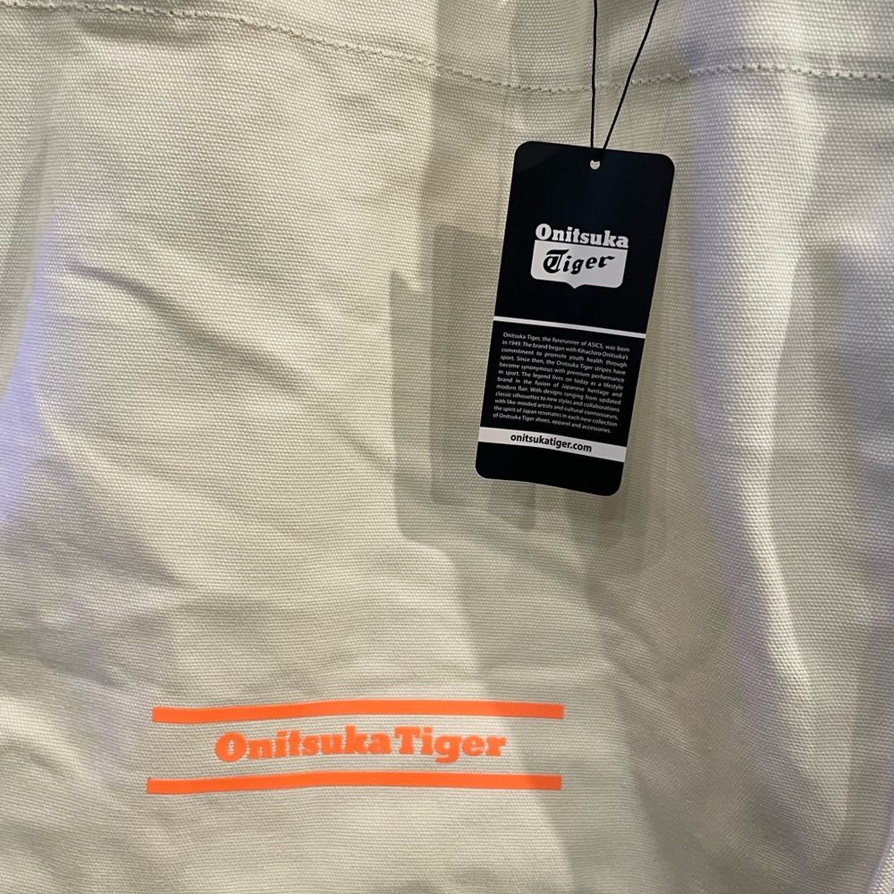 Onitsuka Tiger by Asics Cream Tote Bag with Minimalist Design - Picture 3 of 6